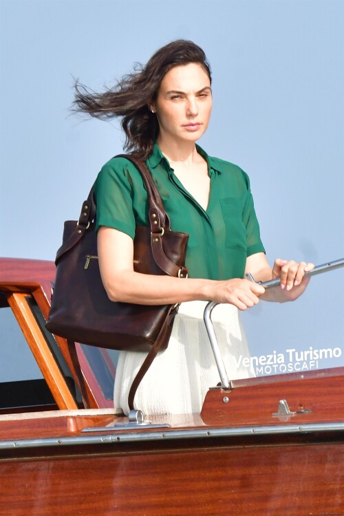 100000092559b546e7a97ca31f