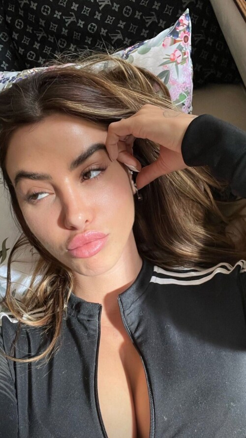 1000000944c11d0e86e3079c87