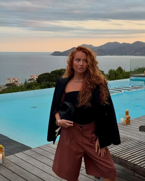 1000001190fbb302764b5ac9ef