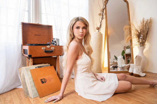 1000001315a5a1cb9d211261a4