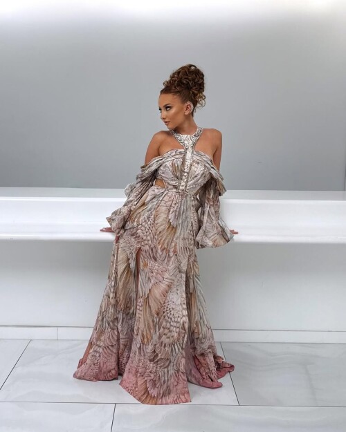 1000001353c8bb58af17cf72b1