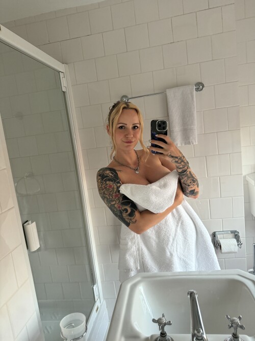 100000166393558766f9fad45d