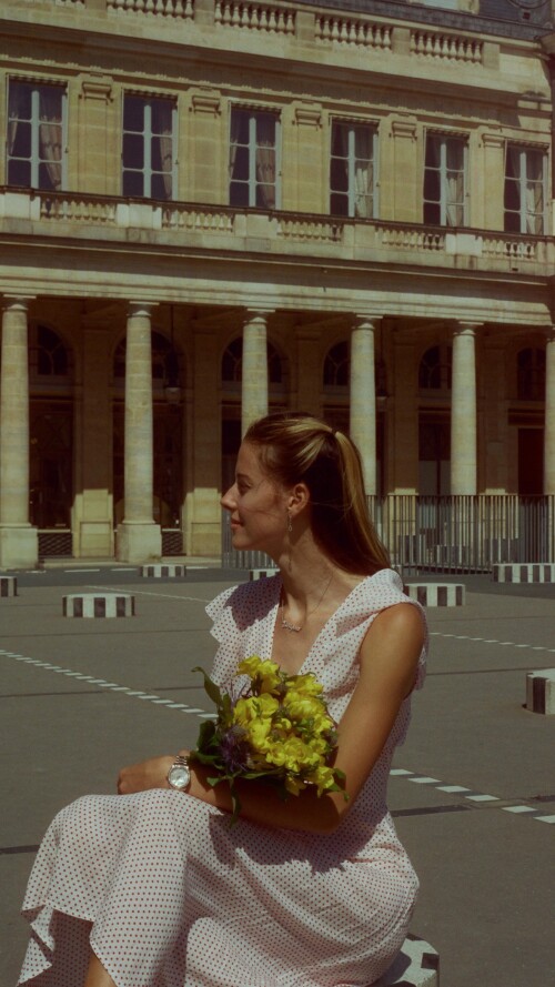 10000017877db7a0f2d51d5771