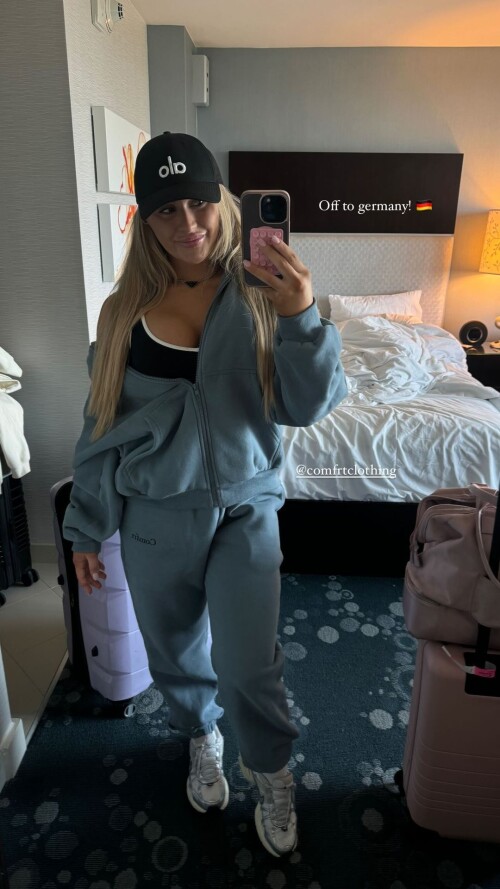 10000019900bd138f5c5c664e6