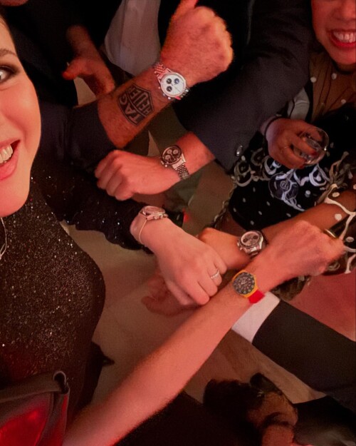 100000206354eb818c7b3c319e