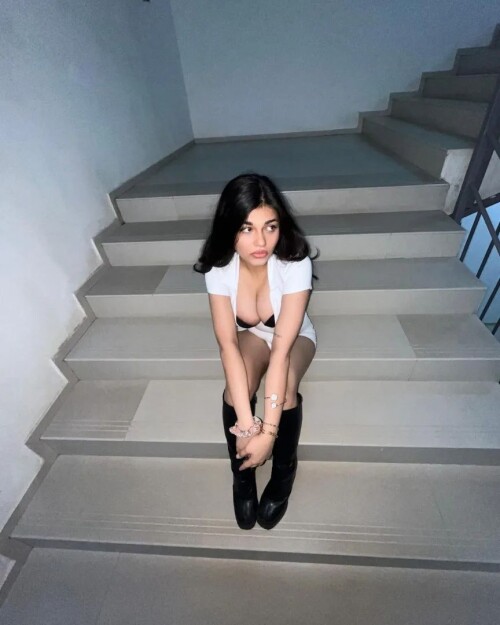 1000002334eb4c73f937daf170