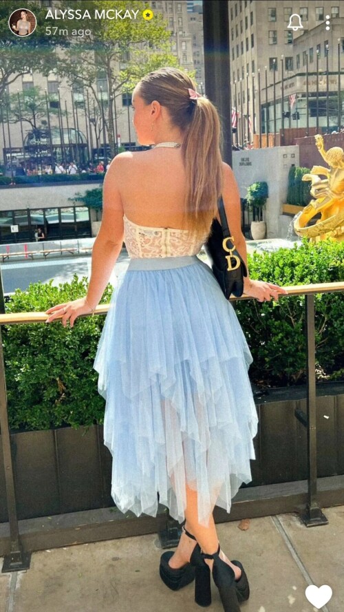 1000002508d32bcc6026293322