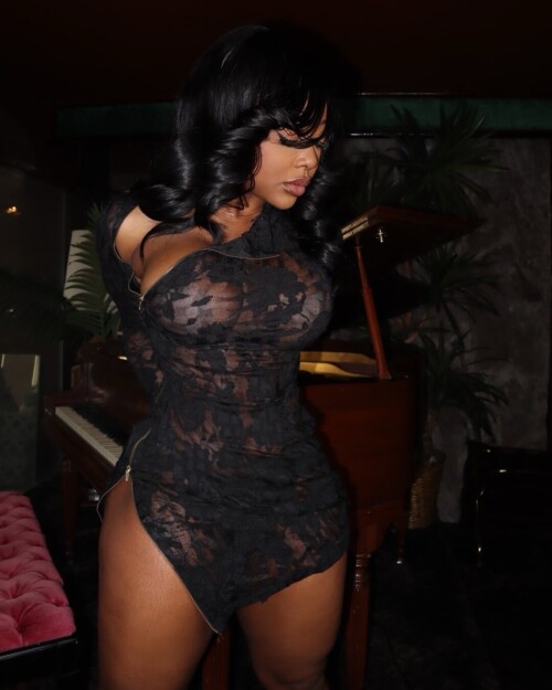 100000258518eefa50a8d606f5