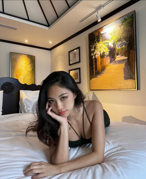 10000026709e93691e15c57efa296a9f0c3cb3d18e