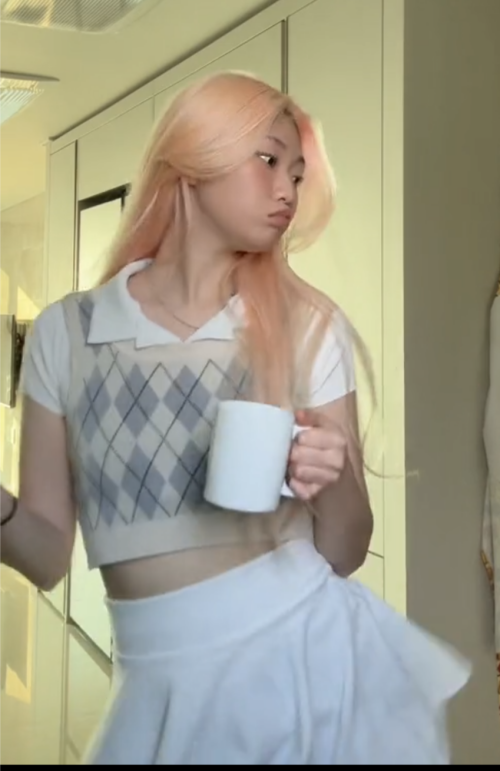 1000002727b17357786c1594e9