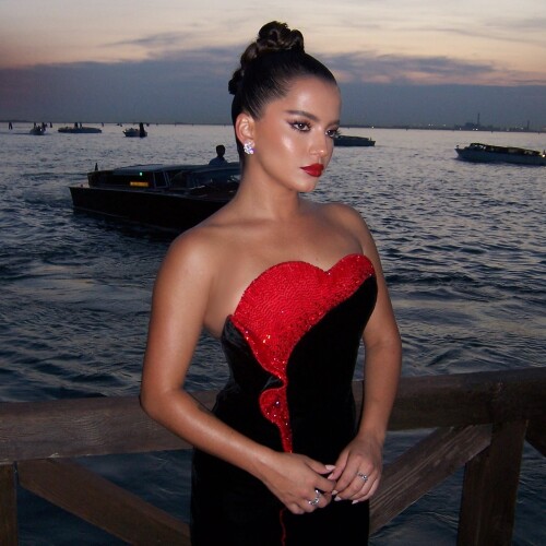 1000002739e072e03d6b428ce8