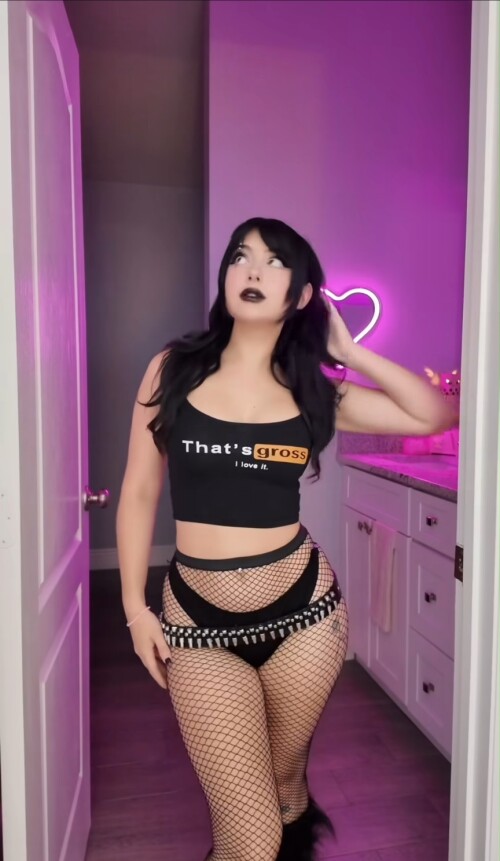 1000003032a275bdeed026d67a