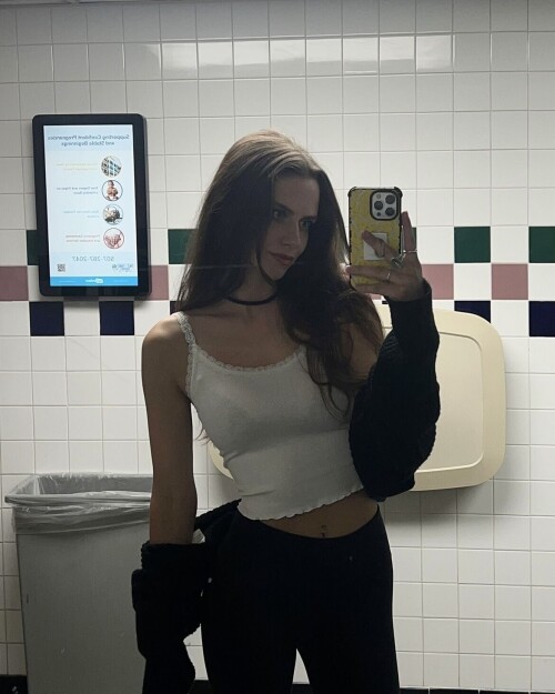 10000033433dbaef3eccf7fde9