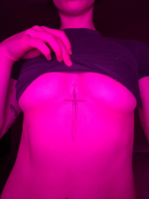 10000034307706ea5ad327b63a