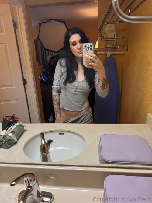 1000003566355fa3449558a975