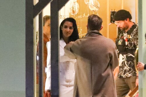 10000035768f633d8bd1a76ffb