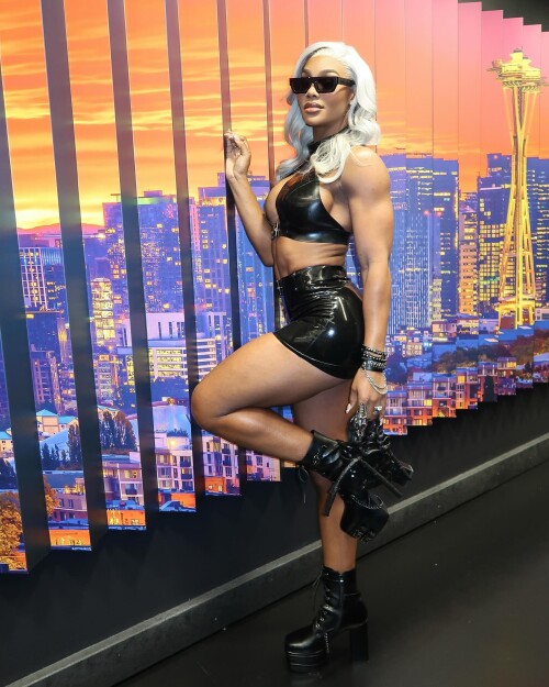 1000003688596f06a83bda0deb