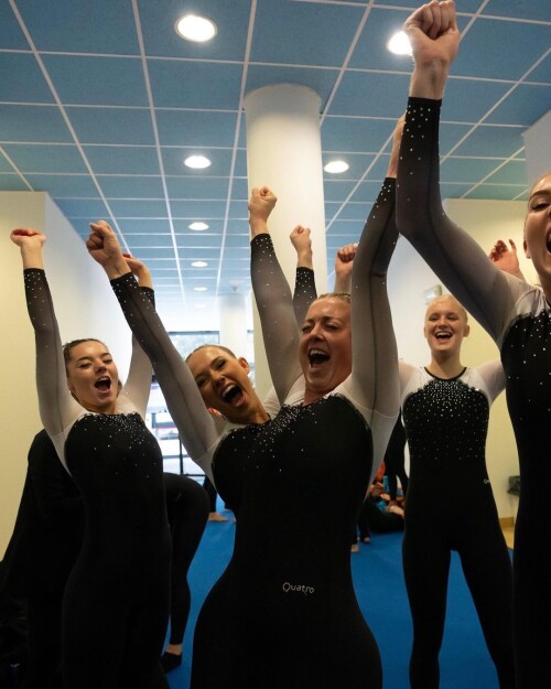 10000037111195ef241f997569