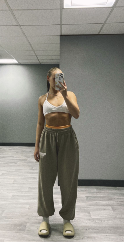 10000037313676535aa4d64a12