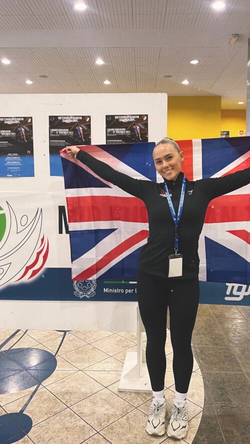 1000003740ba4bf0c4342e6db9