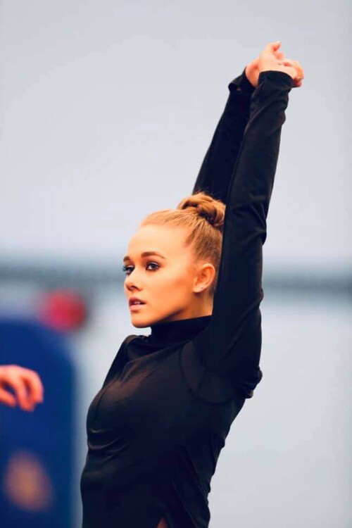 1000003841f482bd1b51c49357