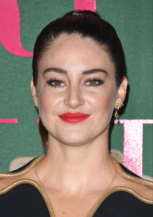 10000038598db6f254351a4c14