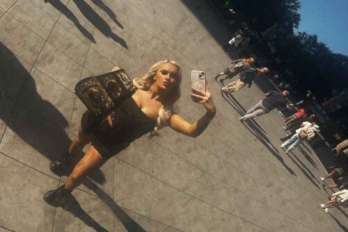 1000003872cd6f33e975fc134a