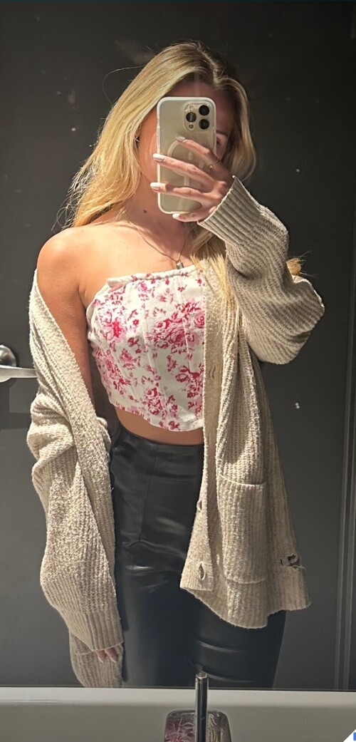 100000436508230cdf9c0c6bcf