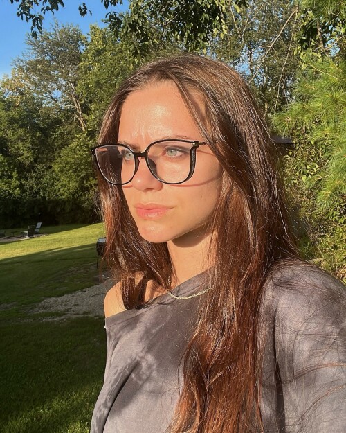 10000043702028a984285a19d0