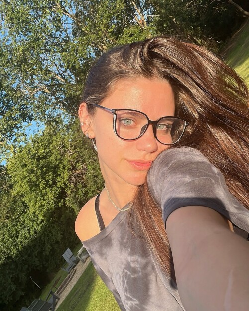 1000004371f90322c08ec2fd70