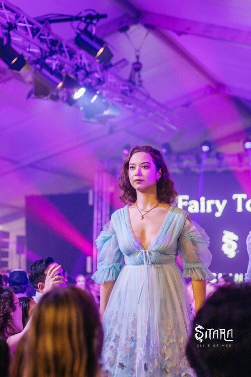 100000437447820beb68d86177