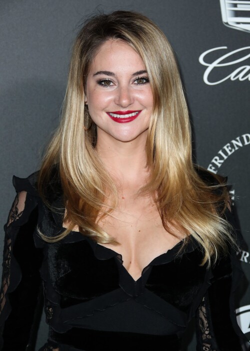 10000044560d5de37a296e99d8