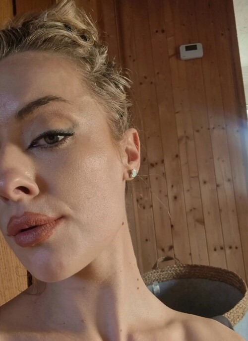 1000004499b2f3b0ca1b4f7af0