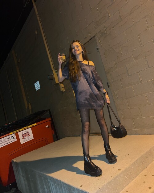 1000004543f4f36a0823300008