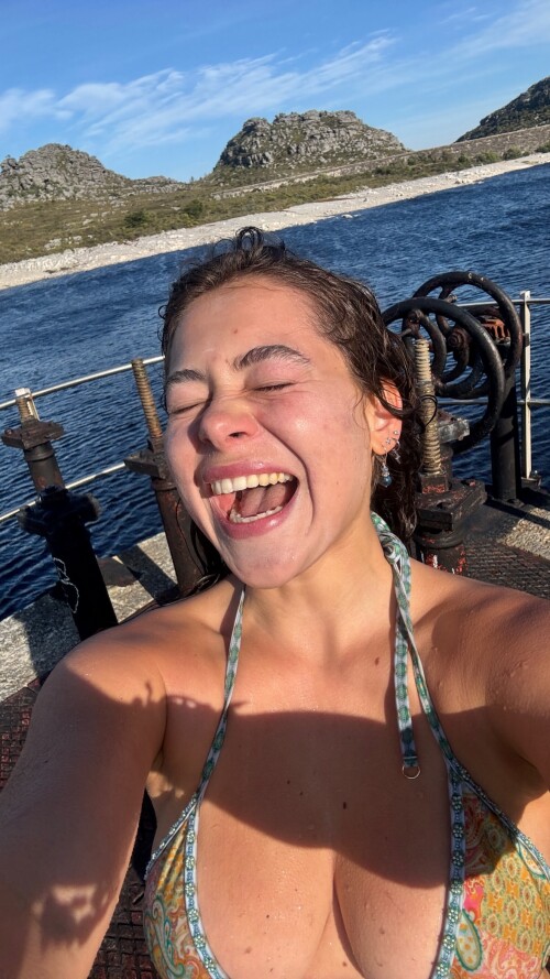 10000046555165880ae694baca6139cc8feb5c1dd5