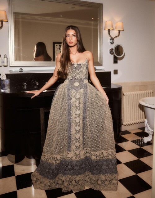 100000481646003c9911f40d96