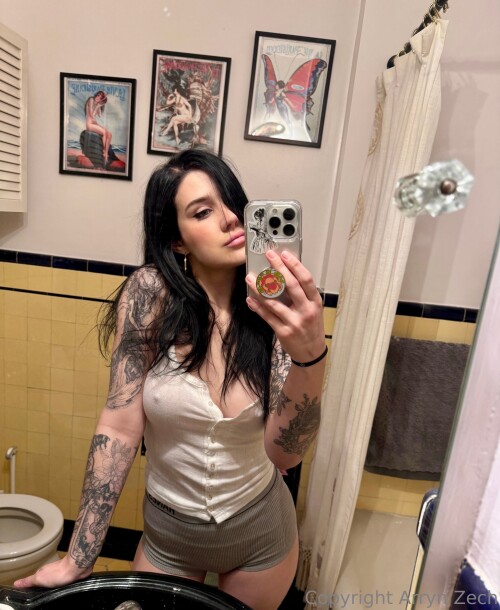 100000484235ed317a59ea203b