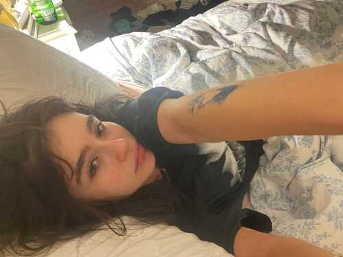 100000503947ff4d0a703fb815