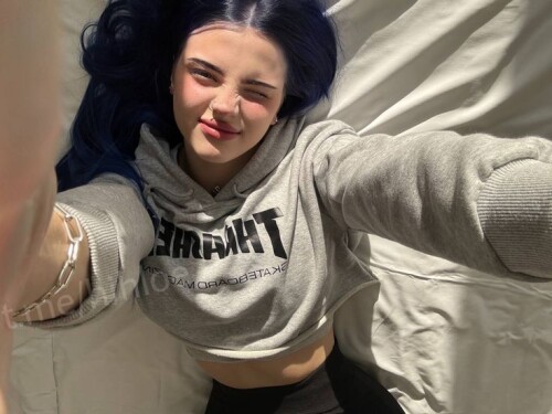 1000005078a2dee03b4eed4baf