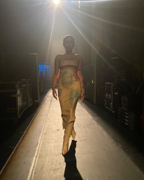 1000005085120a16c63d1fb595