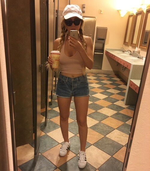 1000005258450e0d0e02c3f9b9