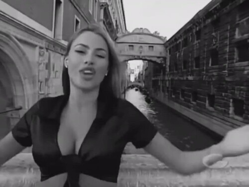 10000053259554792c6484a695