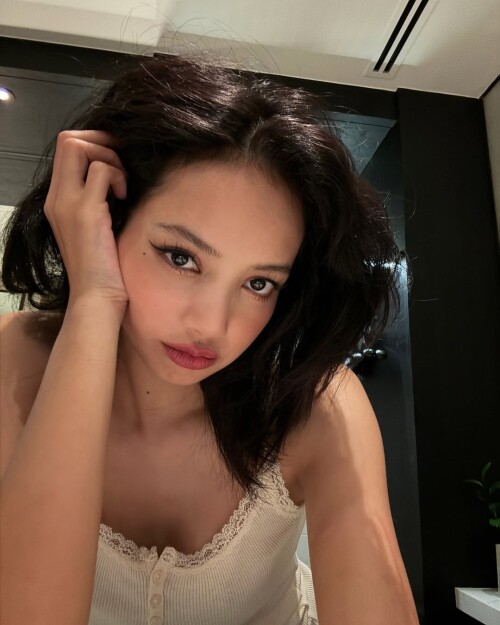 100000532983e11875b6aa7976