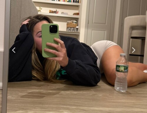 1000005390d27a60e1974563fa