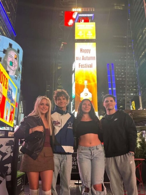 1000005495b4b15eb9761b5081