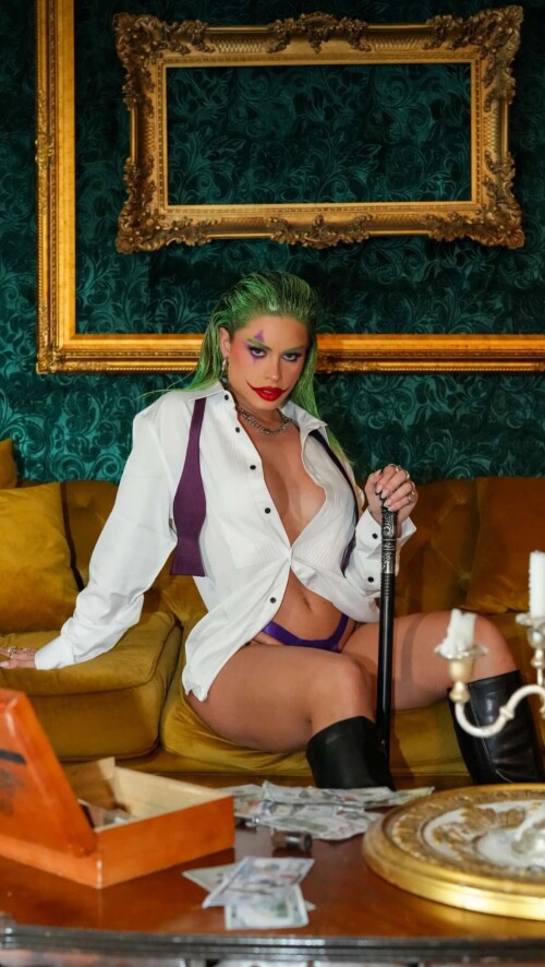 100000578923e8c78aa9d5f3cb