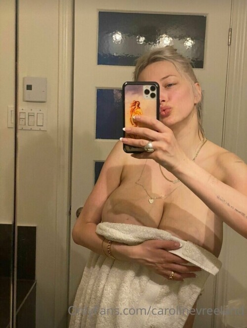 100000589394a0d8ee9dee49ae