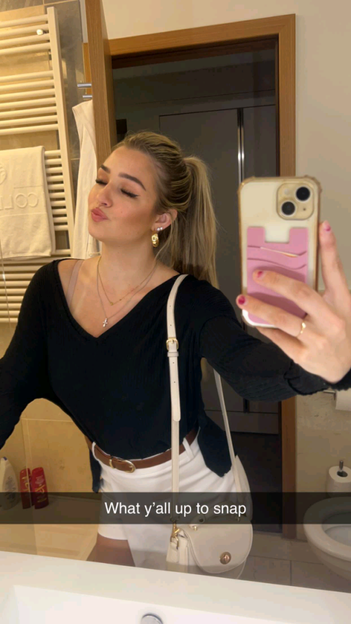 1000005975839173844a3c1a62