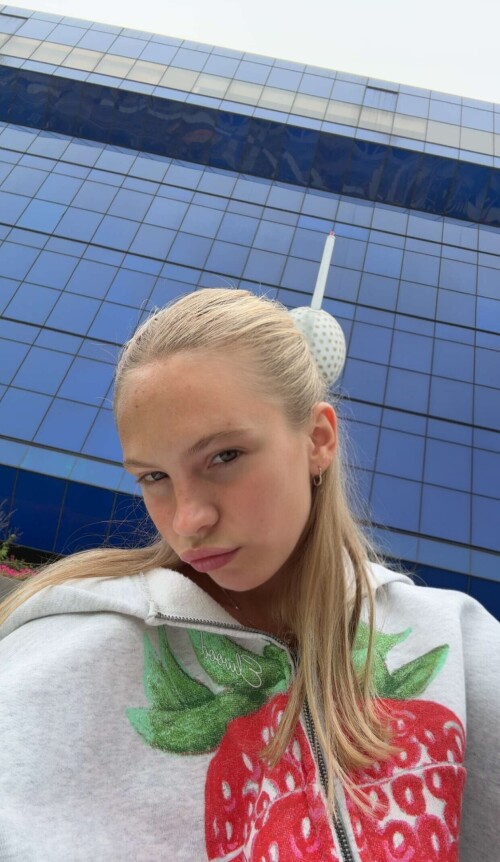 10000060773ec3cff32ab7f2c9