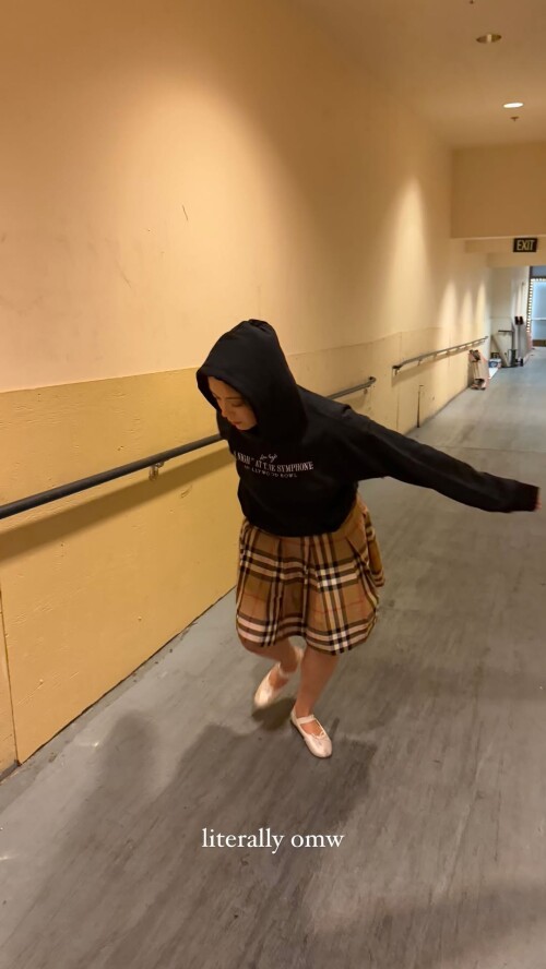 1000006293f6622c3fe7498e52